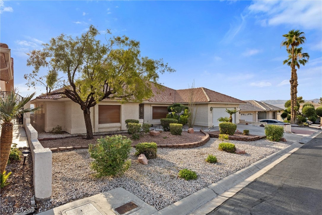 1961 Napoleon Drive