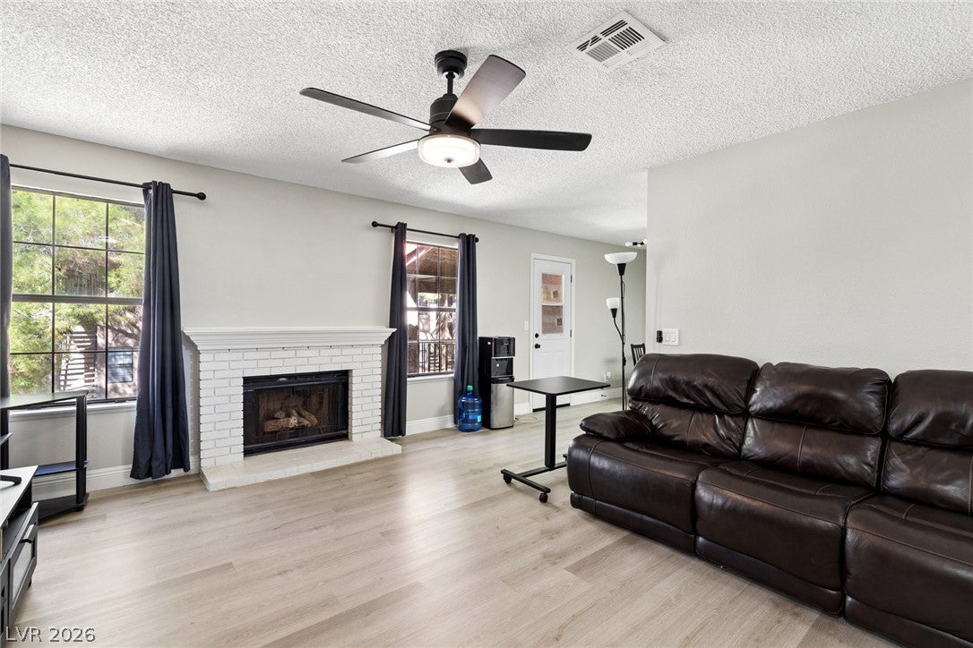 5576 W Rochelle Avenue 29D