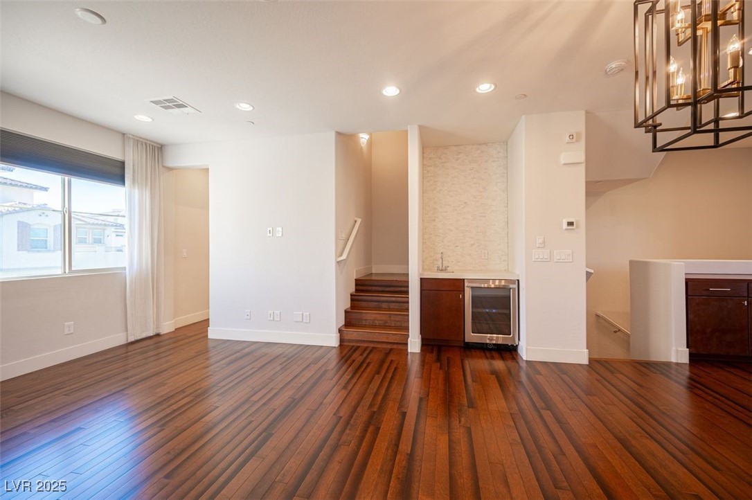 Properties 2 157 Alamere Falls Drive