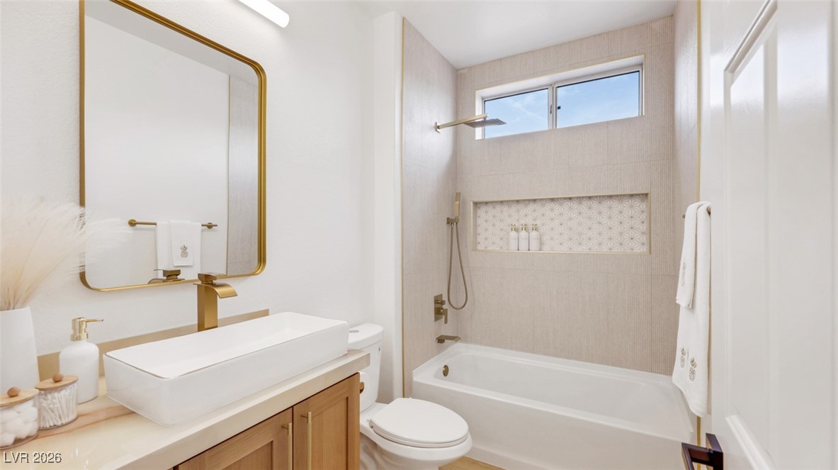 Properties 1 3013 Abercorn Drive