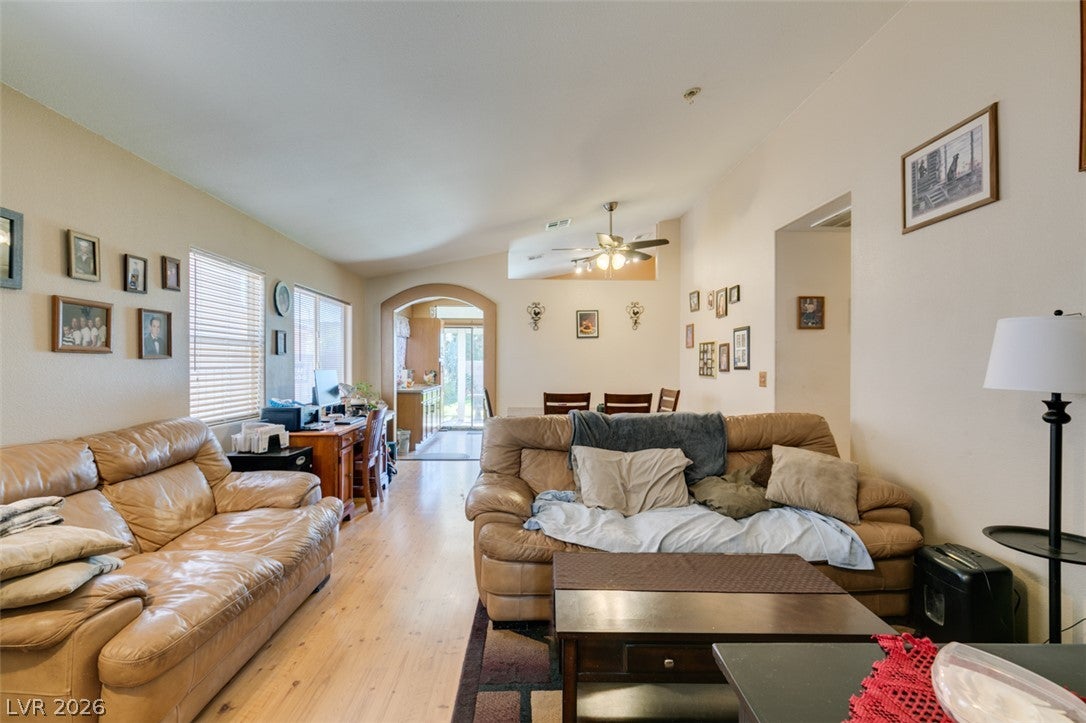 517 Wing Gull Court