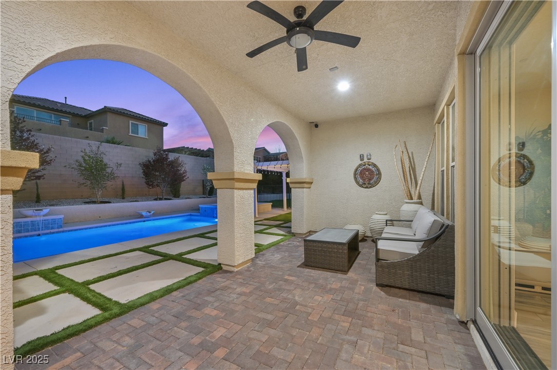 2804 Candelaria Drive