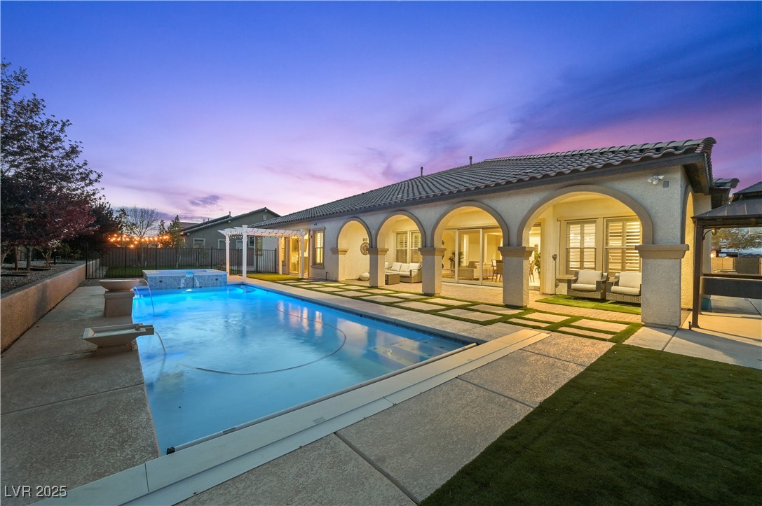 2804 Candelaria Drive