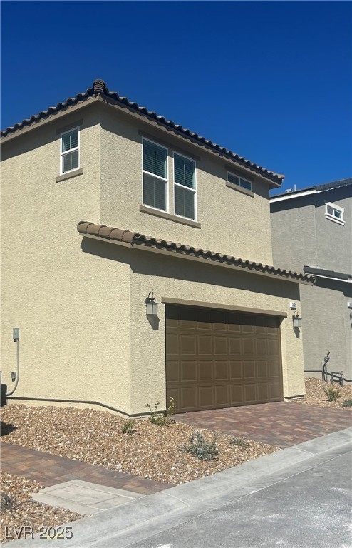 Henderson, Nevada 89044, United States, 4 Bedrooms Bedrooms, ,3 BathroomsBathrooms,Residential,Active,11888