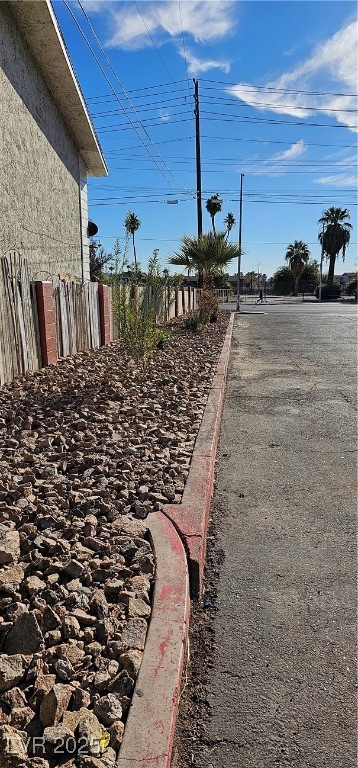 2600 E Bonanza Road