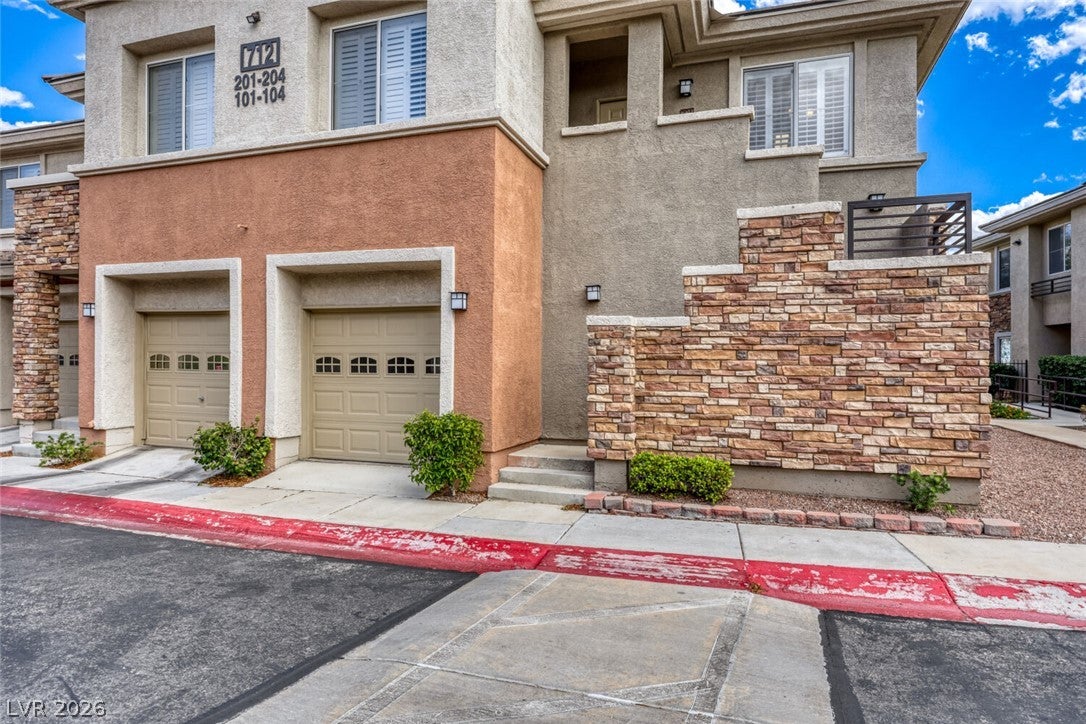 712 Peachy Canyon Circle 204
