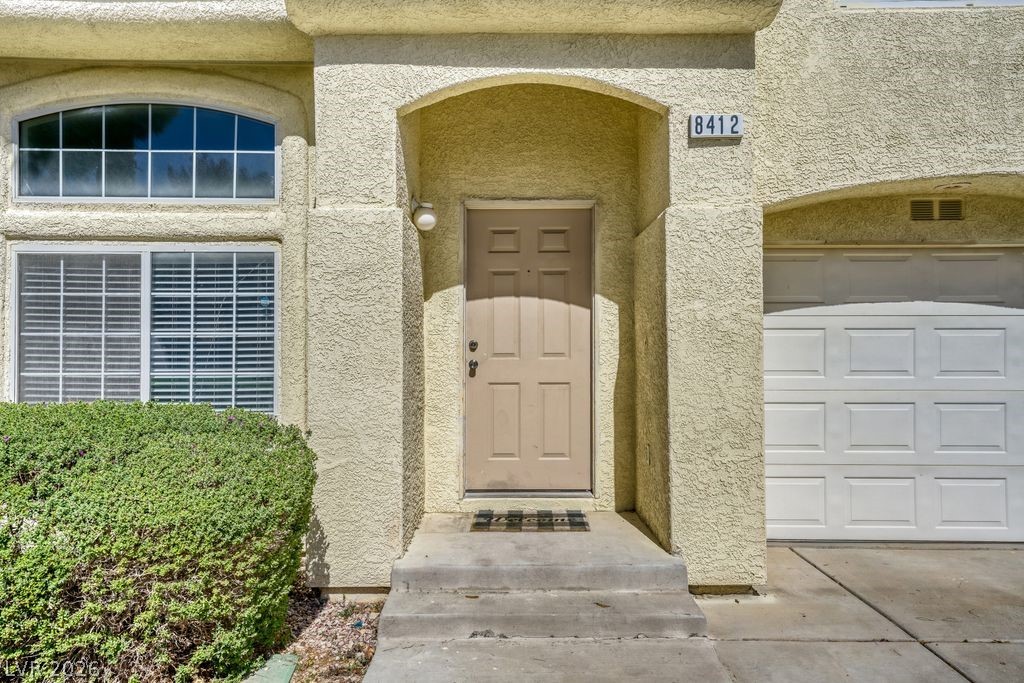 8412 Blue Island Avenue