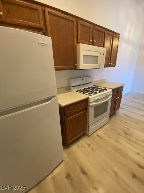 Henderson, Nevada 89052, United States, 3 Bedrooms Bedrooms, ,2 BathroomsBathrooms,Residential,Active,156818