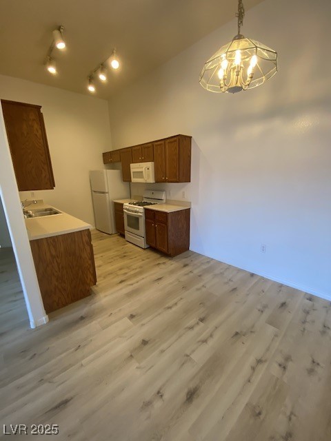 Henderson, Nevada 89052, United States, 3 Bedrooms Bedrooms, ,2 BathroomsBathrooms,Residential,Active,156818