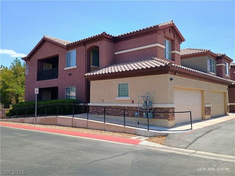 Multifamily For Rent - 8324 W Charleston Boulevard #1011<br/> Clark County, Las Vegas, NV 89117