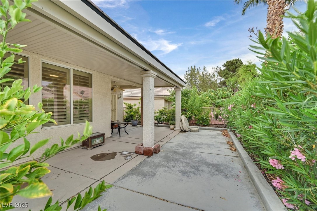 Henderson, Nevada 89012, United States, 2 Bedrooms Bedrooms, ,2 BathroomsBathrooms,Residential,Active,123346