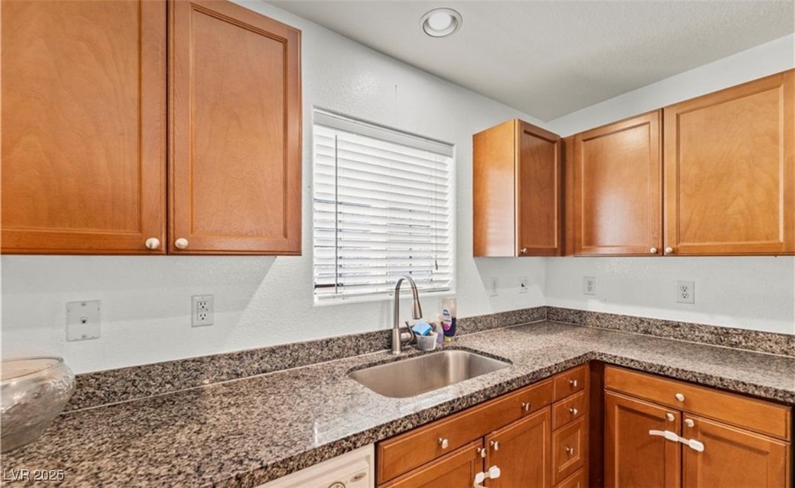 7708 Custom Weave Court