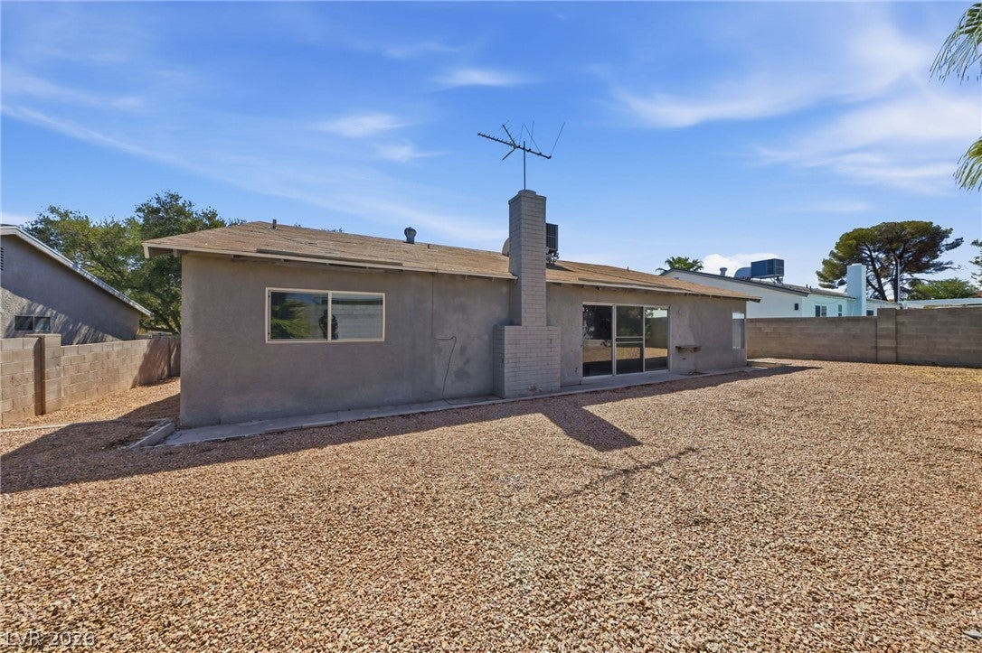 2749 Long Court