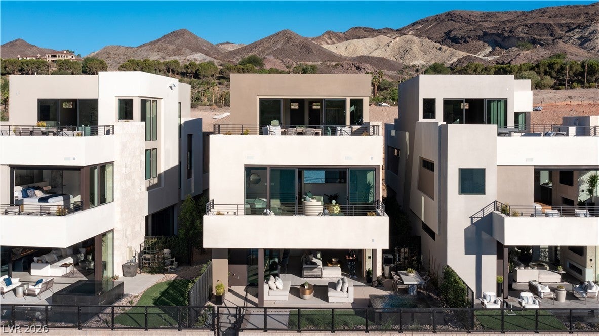68 Lakefront Drive