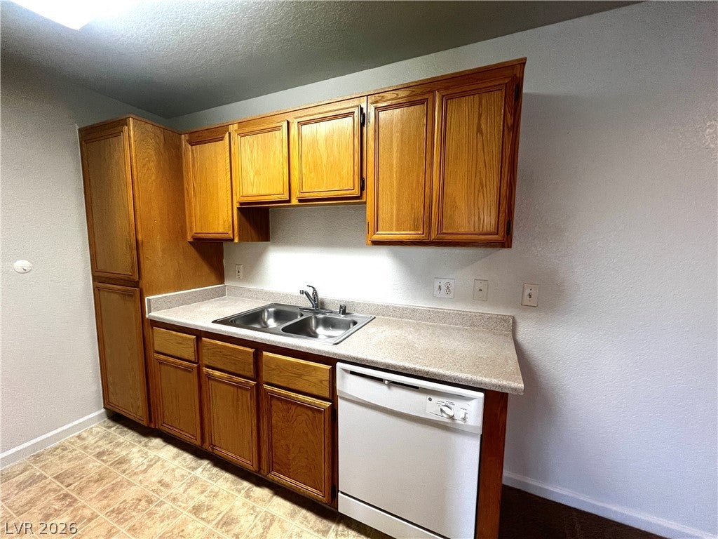 4730 E Craig Road 2104