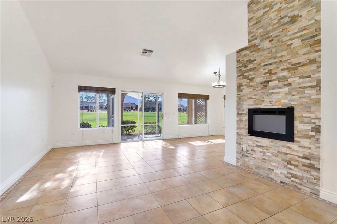 2821 Linkview Drive
