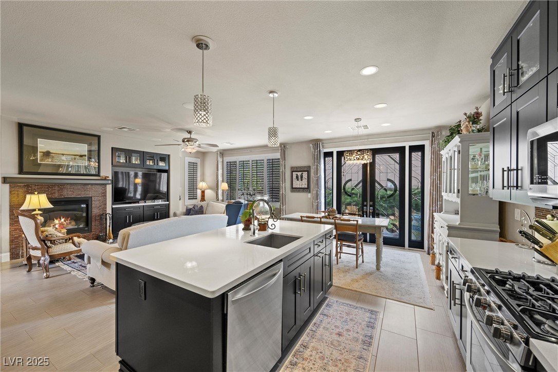 Las Vegas, Nevada 89135, United States, 3 Bedrooms Bedrooms, ,2 BathroomsBathrooms,Residential,Active,90619