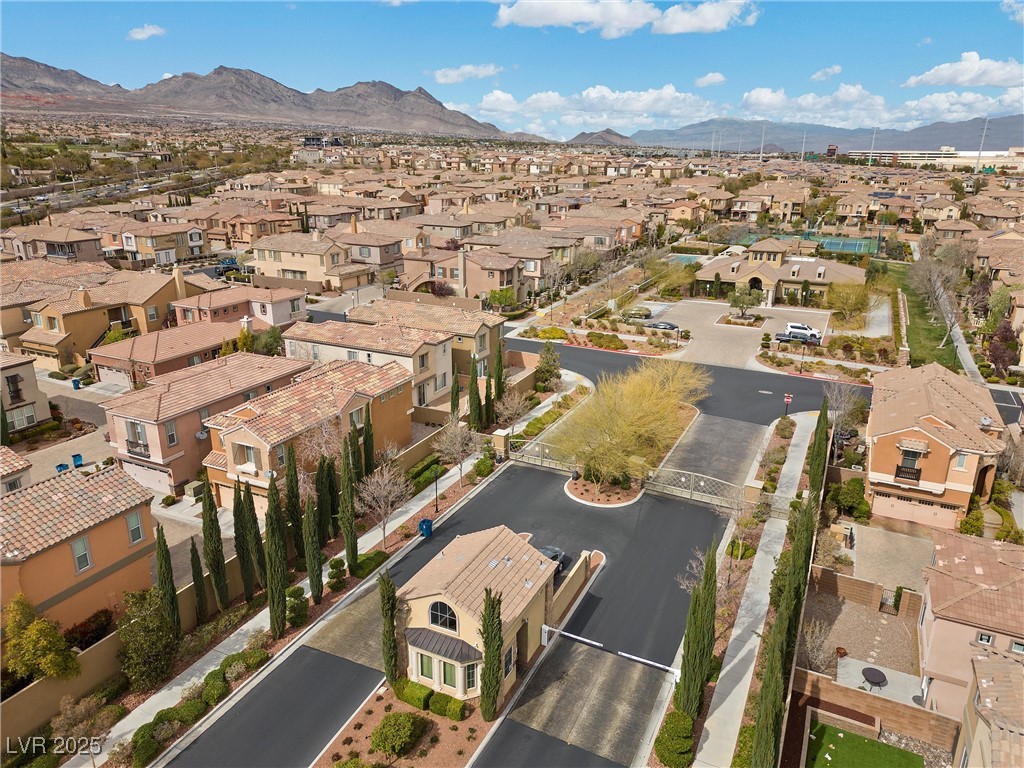 Las Vegas, Nevada 89135, United States, 3 Bedrooms Bedrooms, ,2 BathroomsBathrooms,Residential,Active,90619