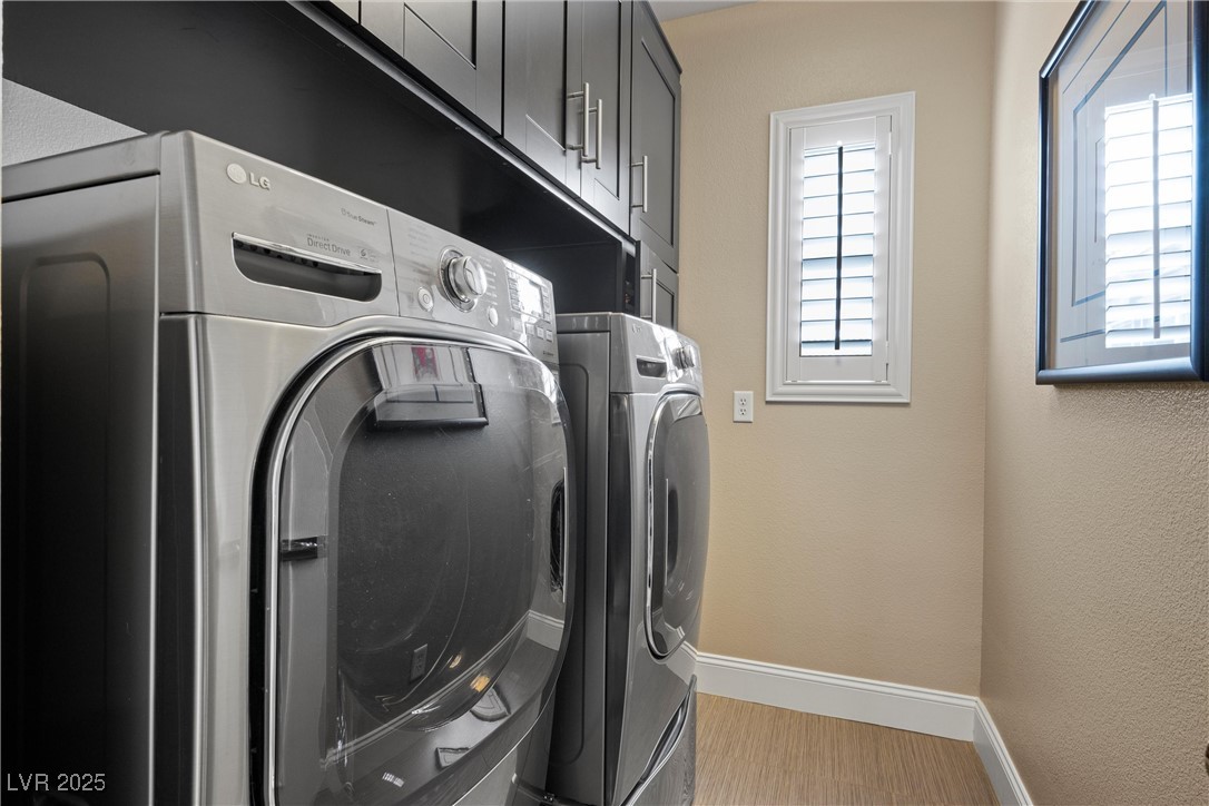 Las Vegas, Nevada 89135, United States, 3 Bedrooms Bedrooms, ,2 BathroomsBathrooms,Residential,Active,90619