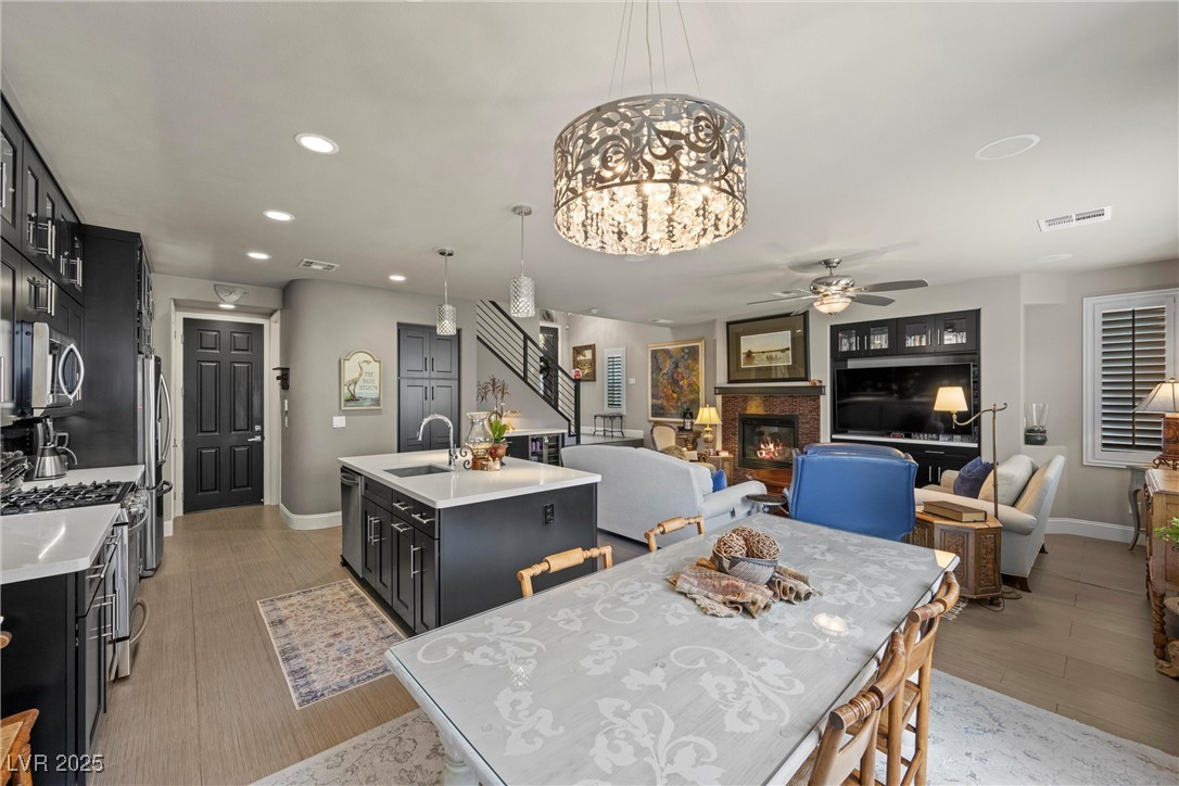 Las Vegas, Nevada 89135, United States, 3 Bedrooms Bedrooms, ,2 BathroomsBathrooms,Residential,Active,90619