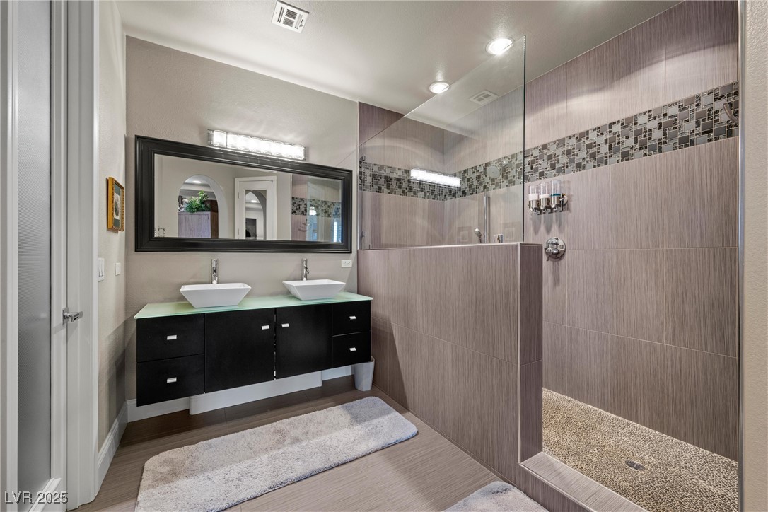 Las Vegas, Nevada 89135, United States, 3 Bedrooms Bedrooms, ,2 BathroomsBathrooms,Residential,Active,90619