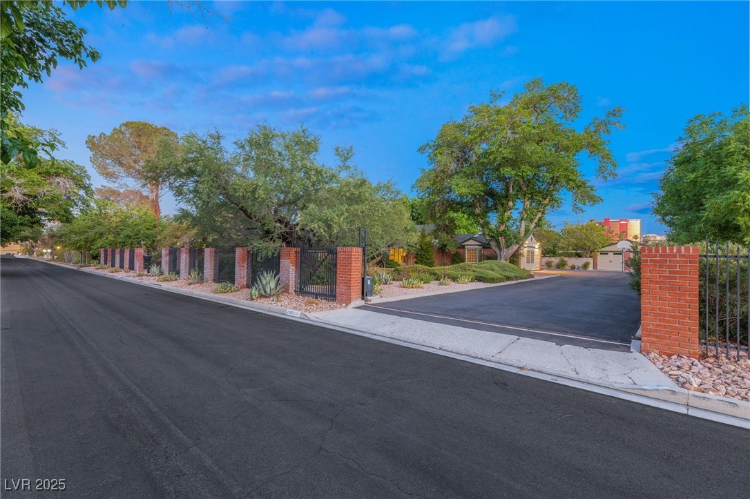 Properties 1 2001 Silver Avenue