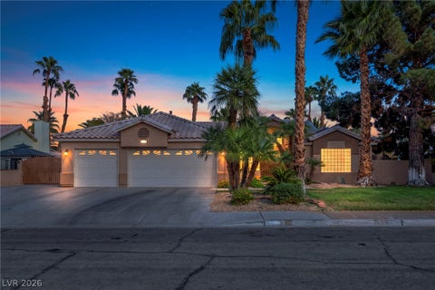 Homes For Sale - 3708 Glen Ridge Way<br/> Las Vegas, NV 89108