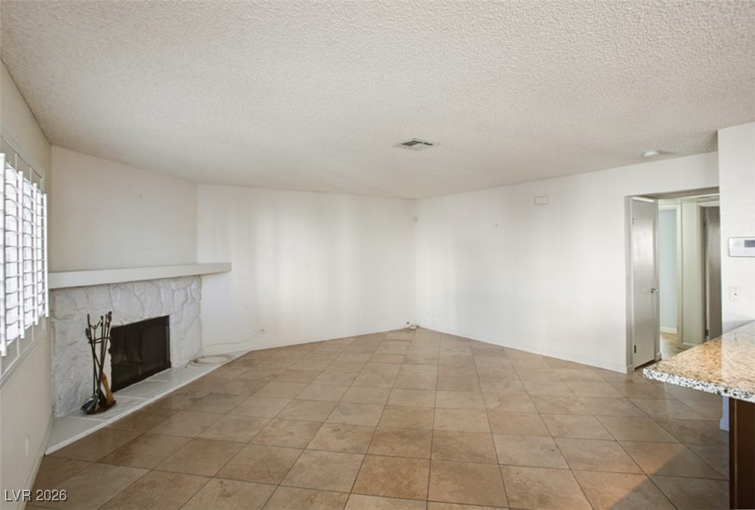 929 Boulder Mesa Drive 102