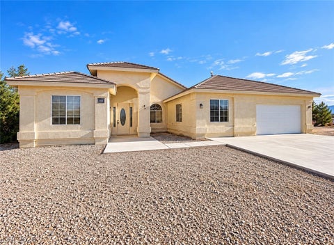 Homes For Sale - 381 Arapahoe Street<br/> Pahrump, NV 89048