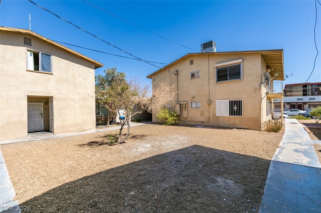 3811 Daisy Street 35