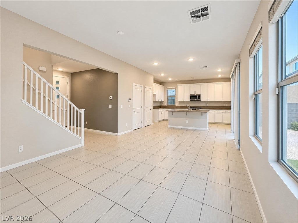 516 Founders Creek Avenue