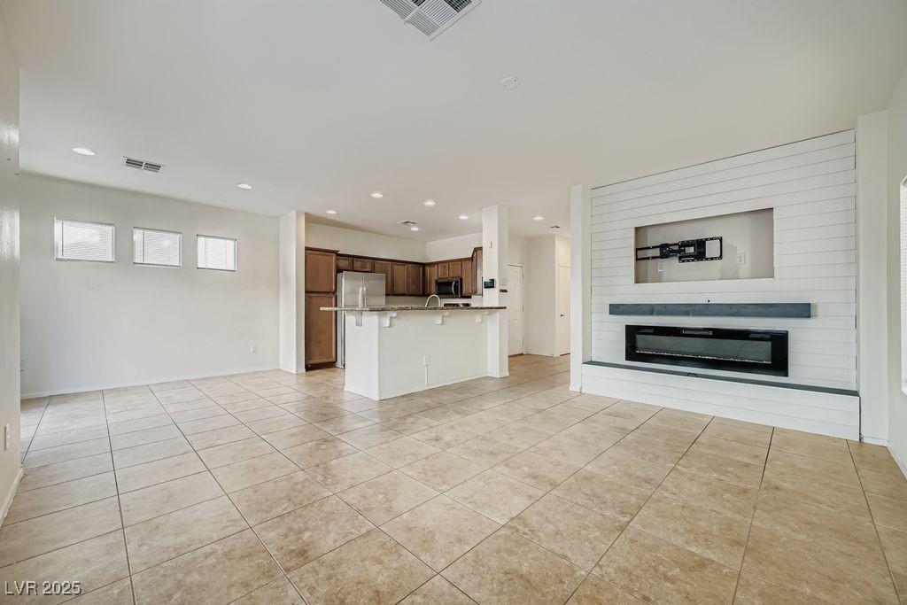 1008 Maple Pines Avenue