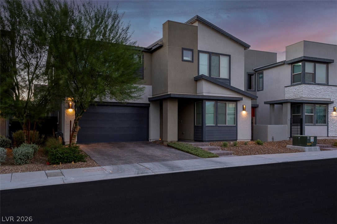 6849 Desert Finch Street
