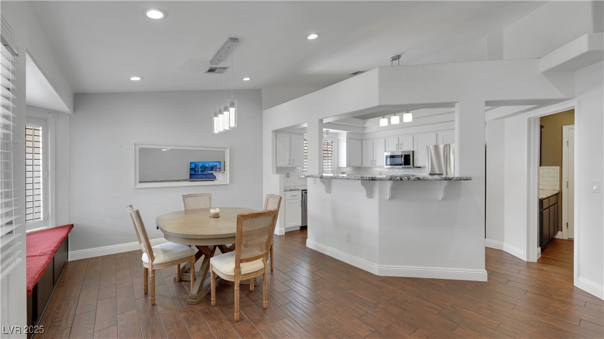 Las Vegas, Nevada 89149, United States, 3 Bedrooms Bedrooms, ,2 BathroomsBathrooms,Residential,Active,205134