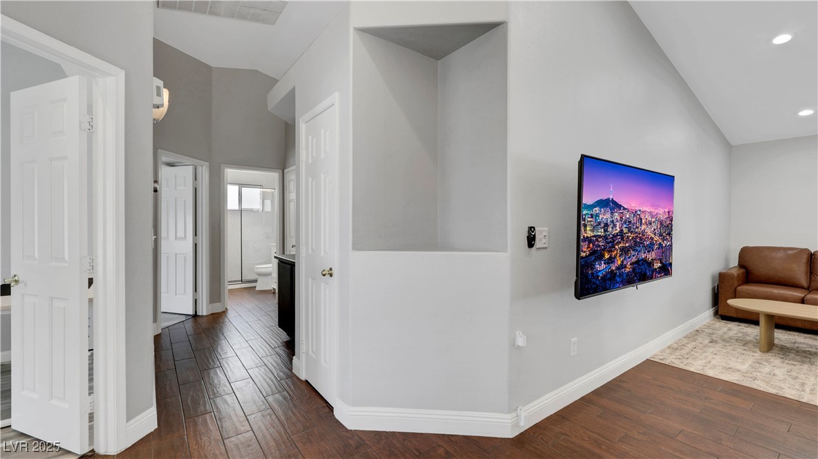 Las Vegas, Nevada 89149, United States, 3 Bedrooms Bedrooms, ,2 BathroomsBathrooms,Residential,Active,205134