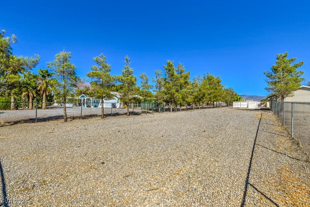 1410 E Gamebird Road, Pahrump, Nevada image 38