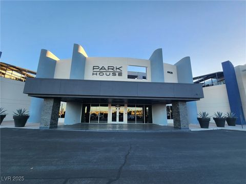 Photo of 8925 W Flamingo Road #232, Las Vegas, NV 89147 (MLS # 2698197) Photo of 8925 W Flamingo Road #232, Las Vegas, NV 89147 (MLS # 2698197)