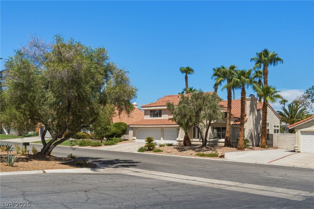1924 Spode Avenue