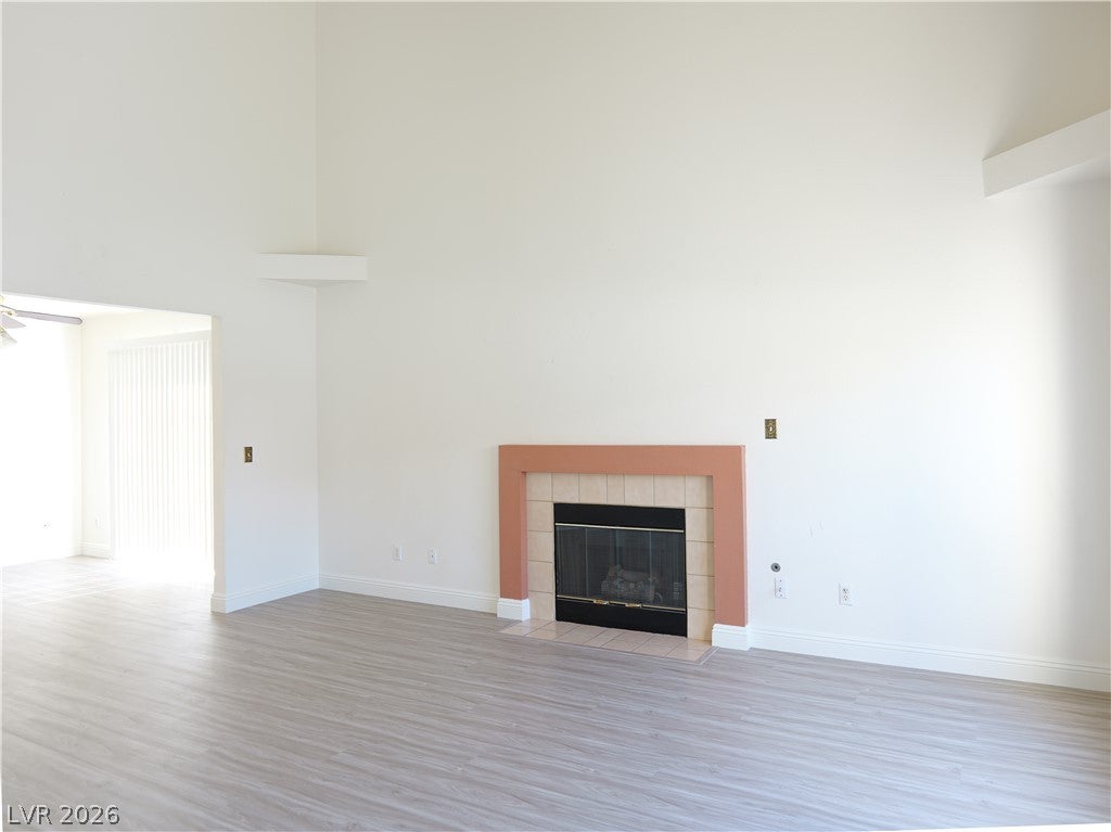 8464 Vast Horizon Avenue