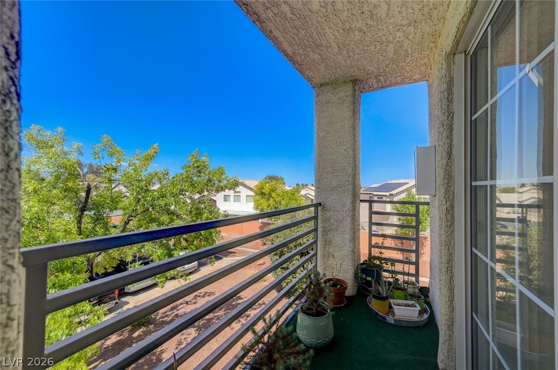 3318 N Decatur Boulevard 2072