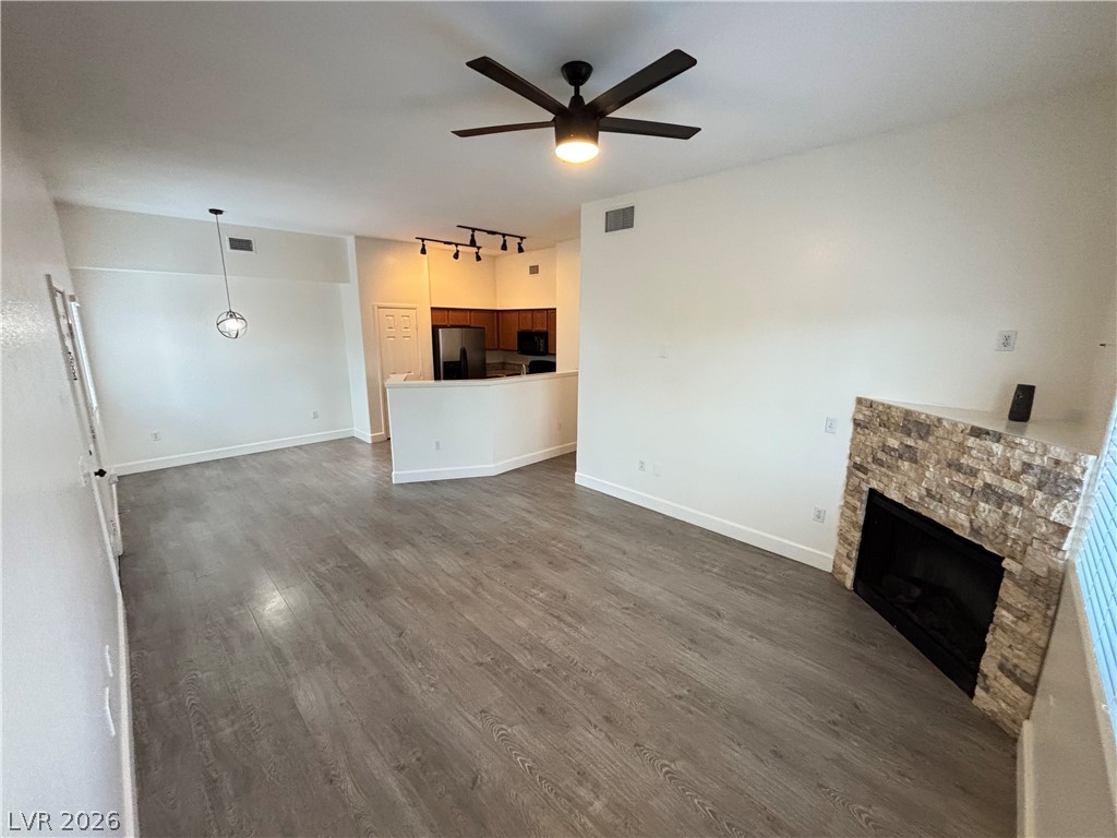 9303 Gilcrease Avenue 2208