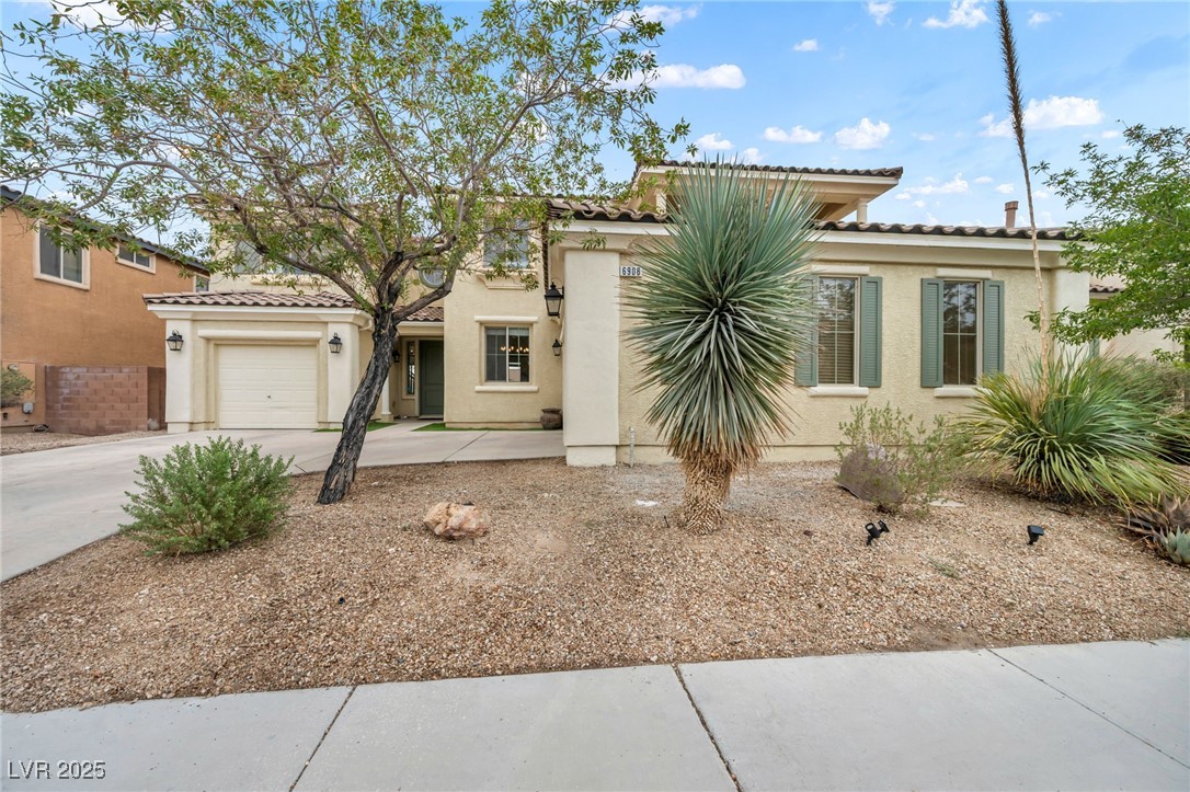 6908 Forest Gate Street