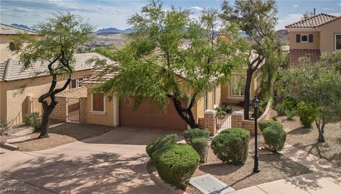 Photo of 32 Cerchio Basso, Henderson, NV 89011 (MLS # 2730789) Photo of 32 Cerchio Basso, Henderson, NV 89011 (MLS # 2730789)