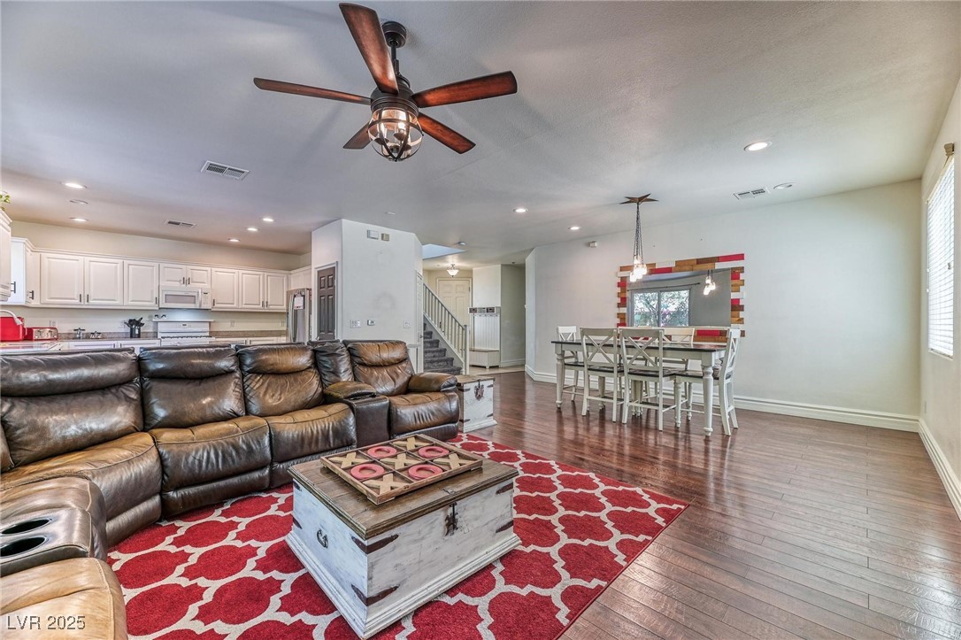 9692 Waukegan Avenue, Las Vegas, Nevada image 4