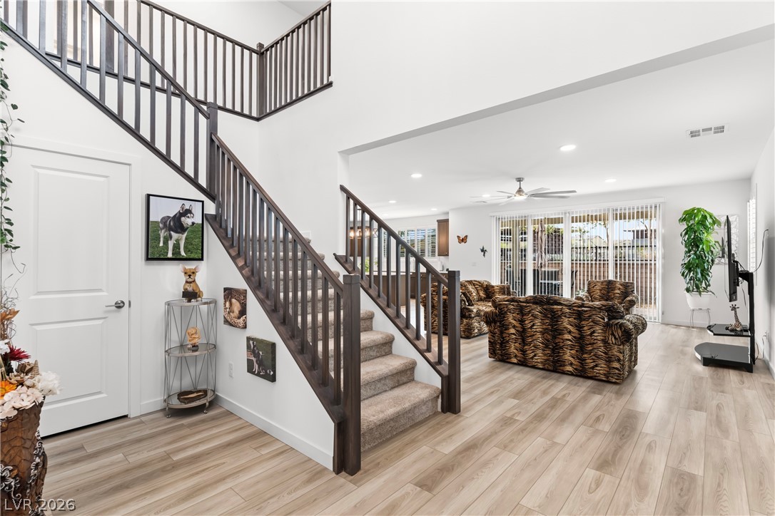 1422 Crimson Sunbird Avenue