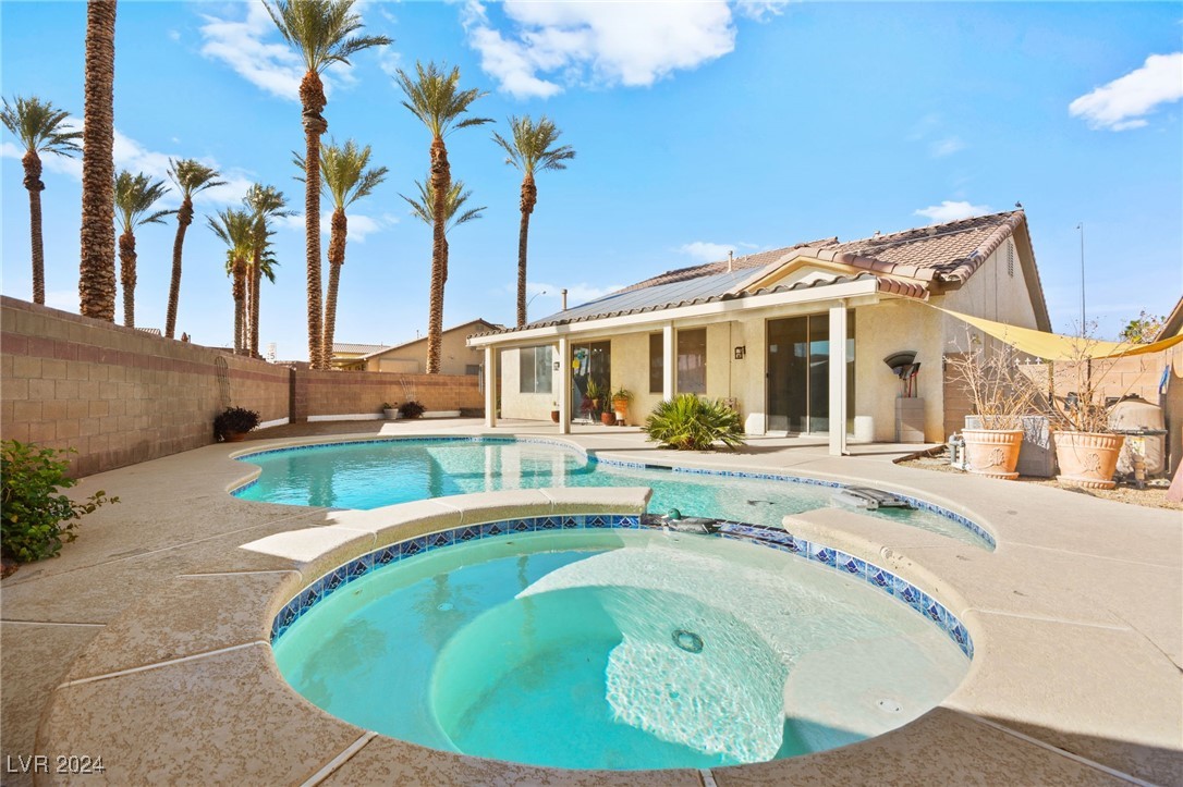 7443 Coyote Cave Avenue, Las Vegas, Nevada image 1