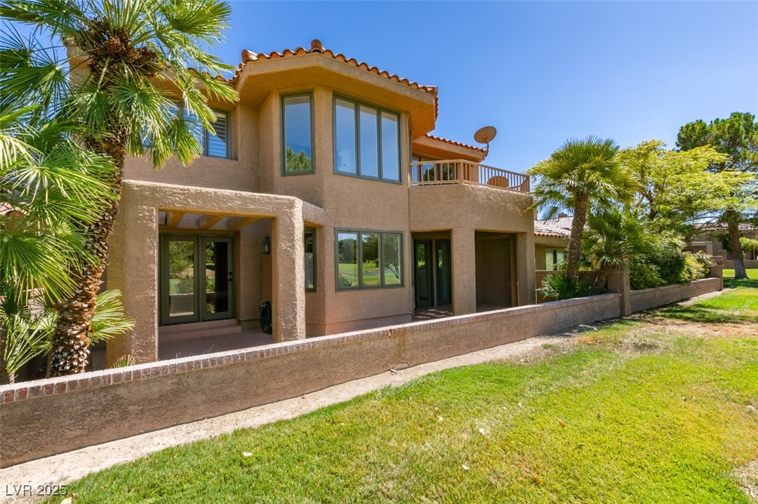 7132 Mission Hills Drive