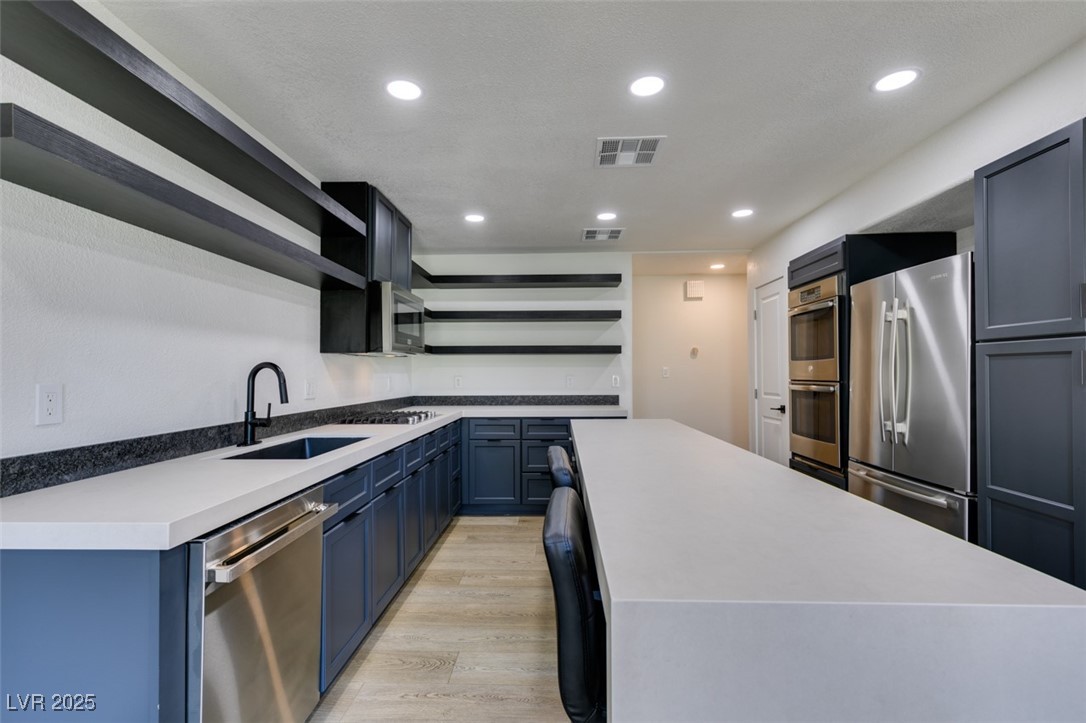 7132 Mission Hills Drive