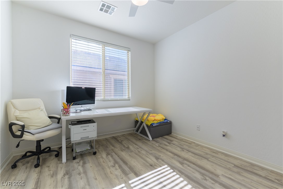 10742 Cowlite Avenue, Las Vegas, Nevada image 29