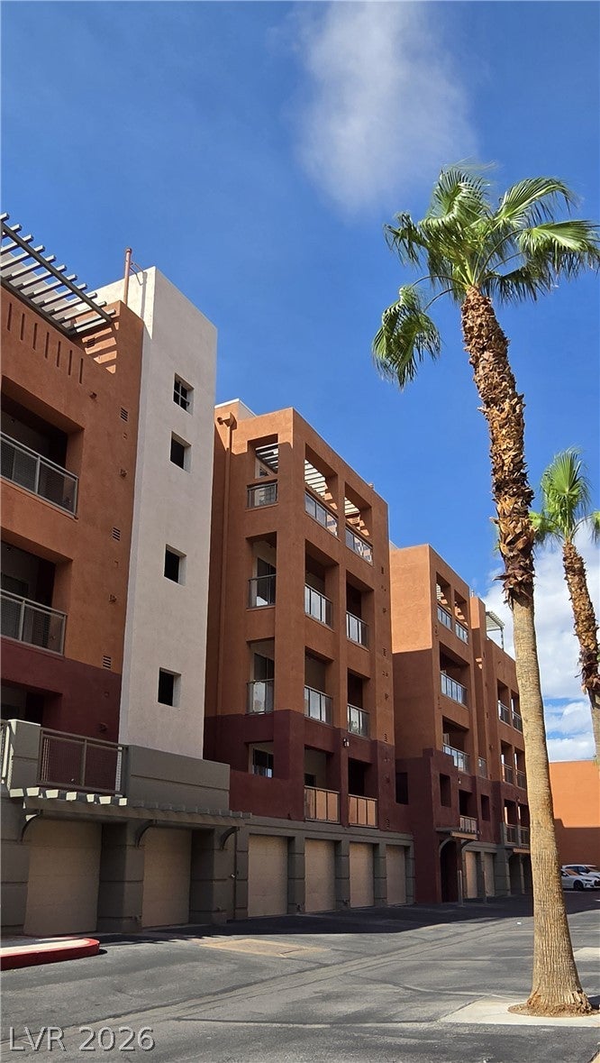 31 E AGATE Avenue 305